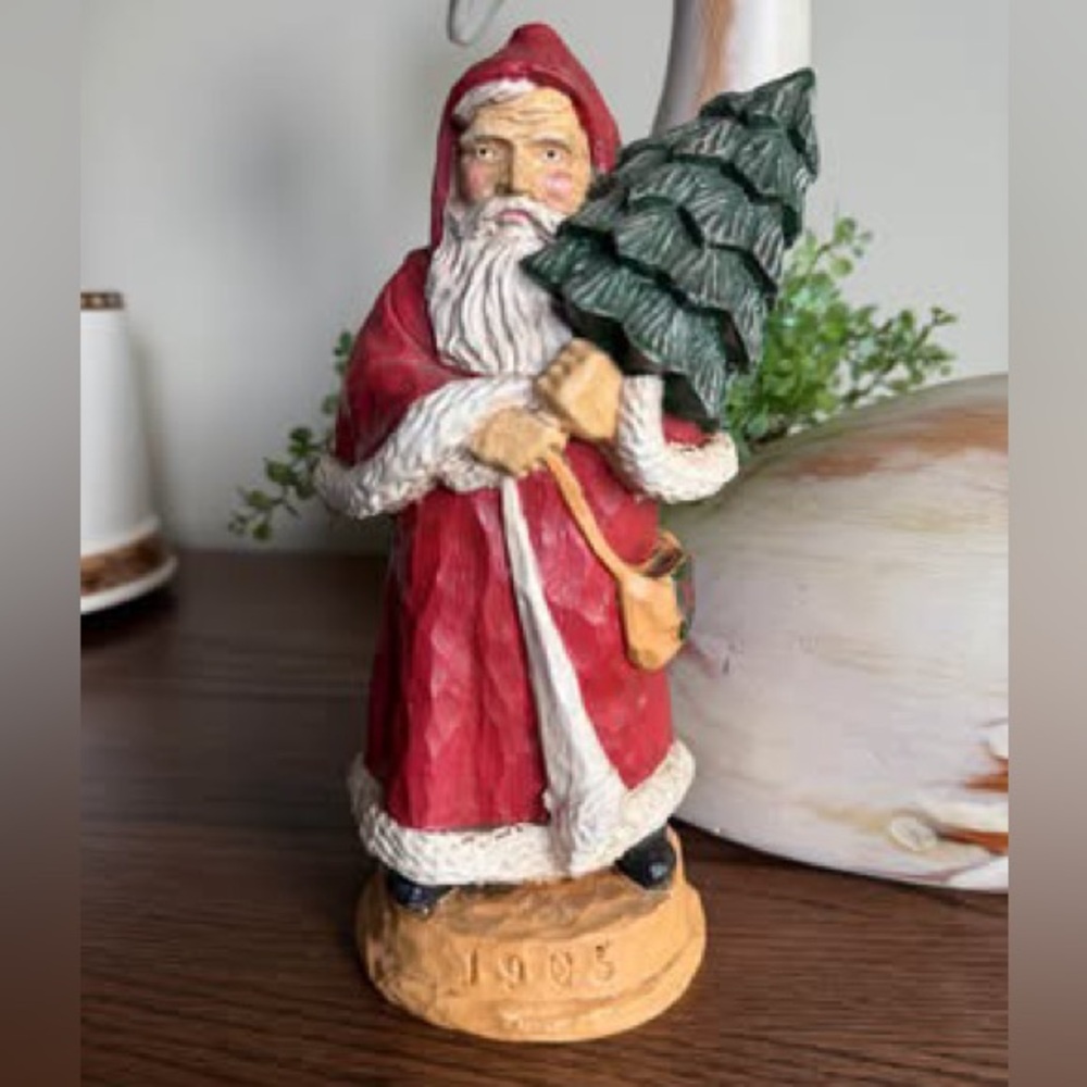 Vintage Style, Santa Claus Figurine – Rustic Christmas Decor. G2WC